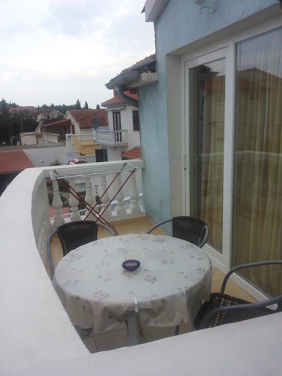 Apartments Villa Dalmatina Vodice Habitación foto