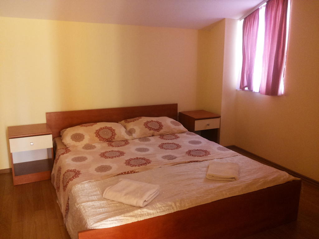 Apartments Villa Dalmatina Vodice Habitación foto